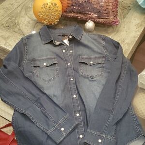 ♥️💥tahari Jeans Shirt